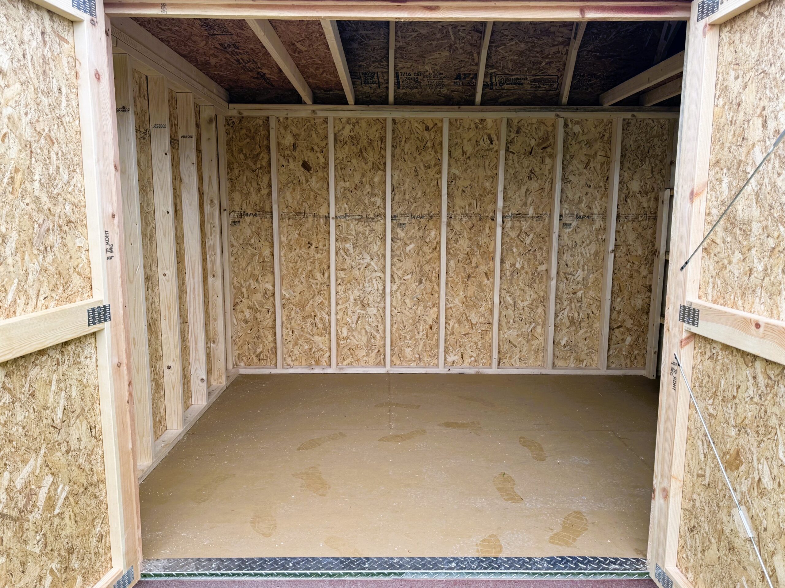 8' x 12' Lofted Barn - Image 2